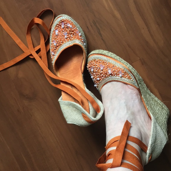 Montego Bay Club Shoes - Perfect condition. Size 7.5. Heels. Very comfy.
